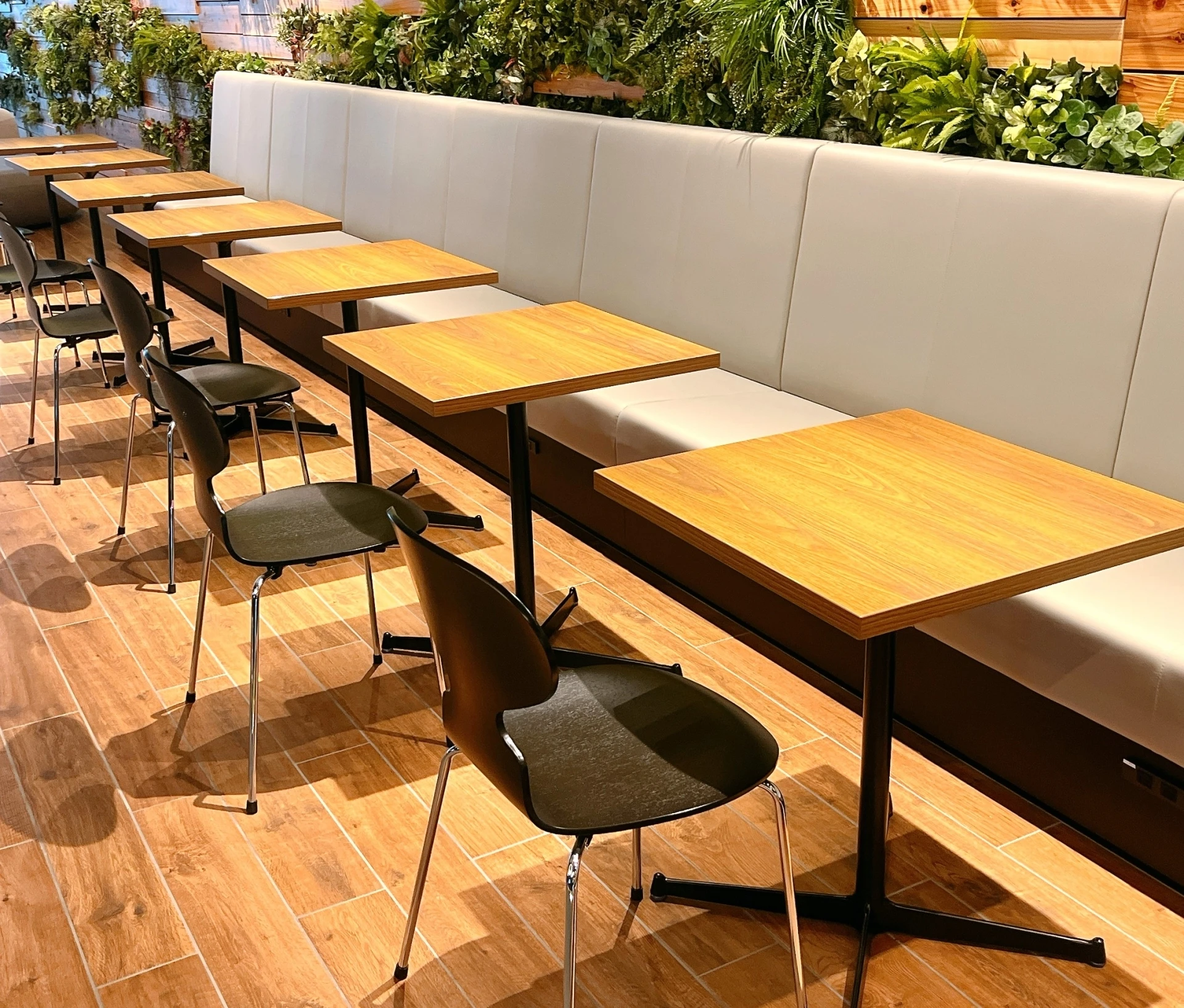 20坪の飲食店の席数