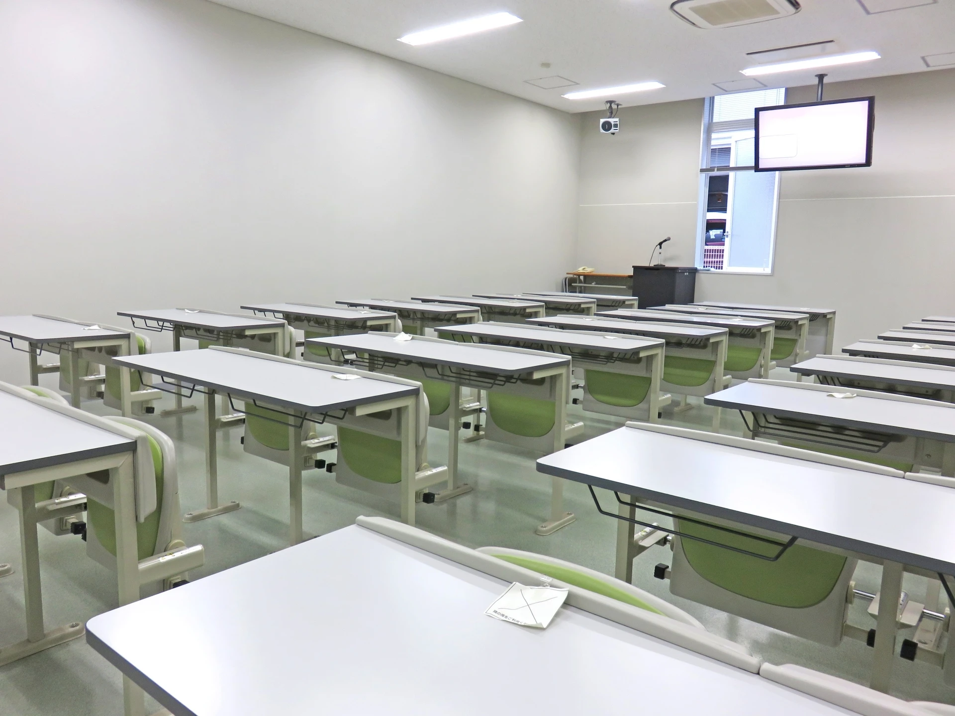 塾の内装費用